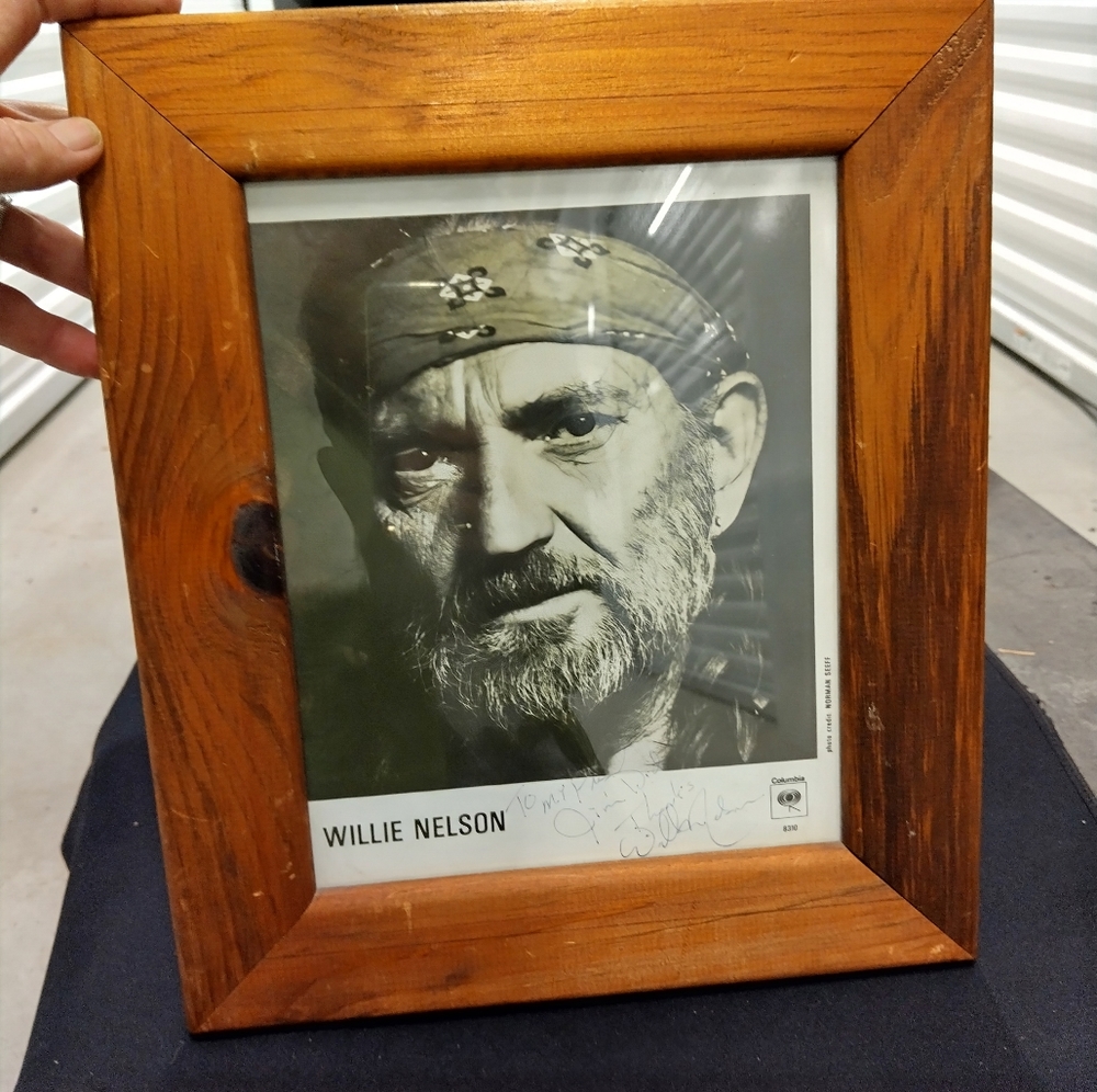 Willie Nelson autographed framed picture 1987